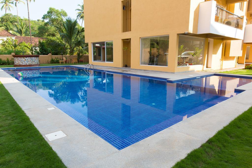 Veera Strand Park Serviced Apartments Калангут Экстерьер фото