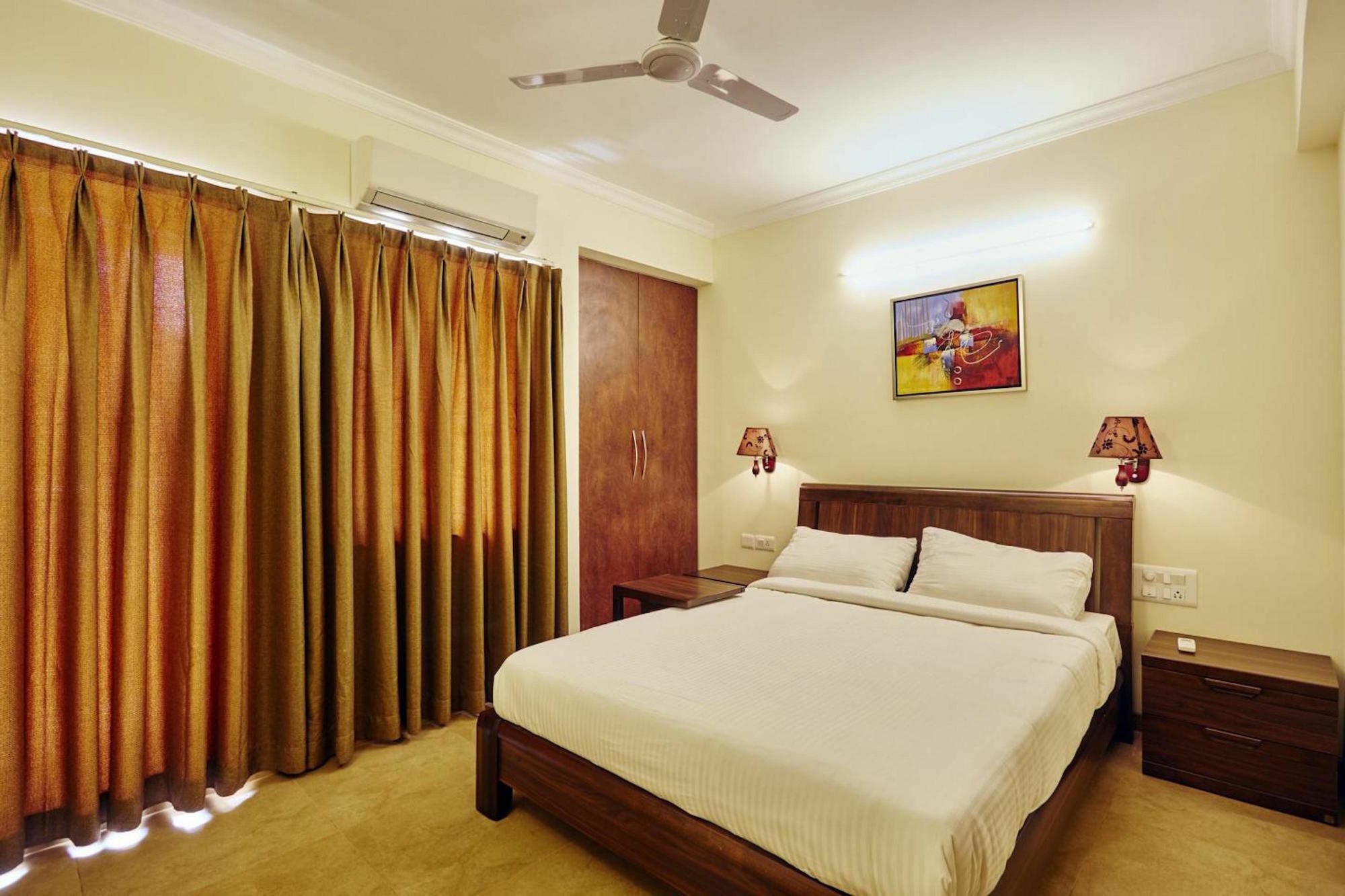 Veera Strand Park Serviced Apartments Калангут Экстерьер фото