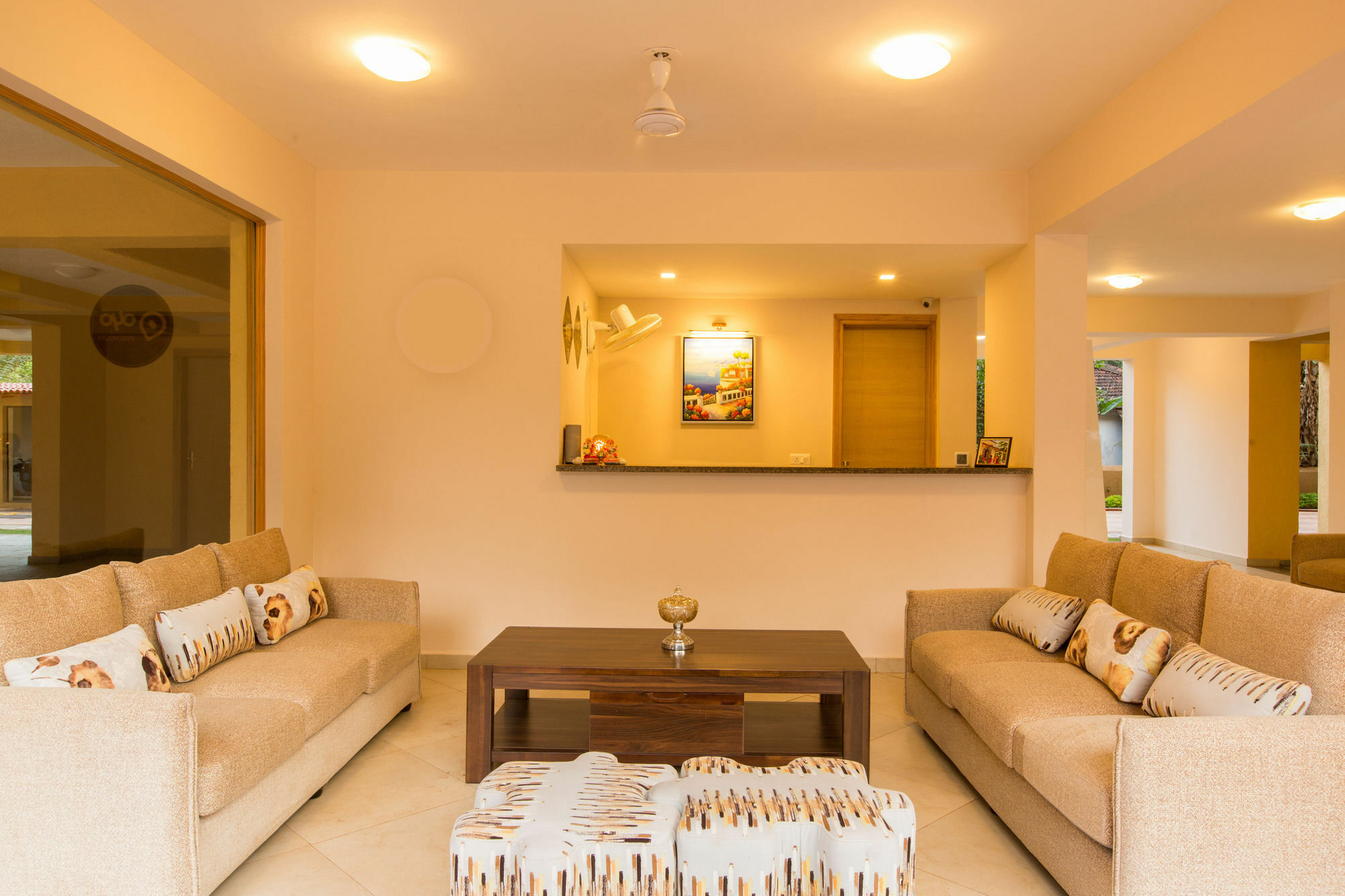 Veera Strand Park Serviced Apartments Калангут Экстерьер фото
