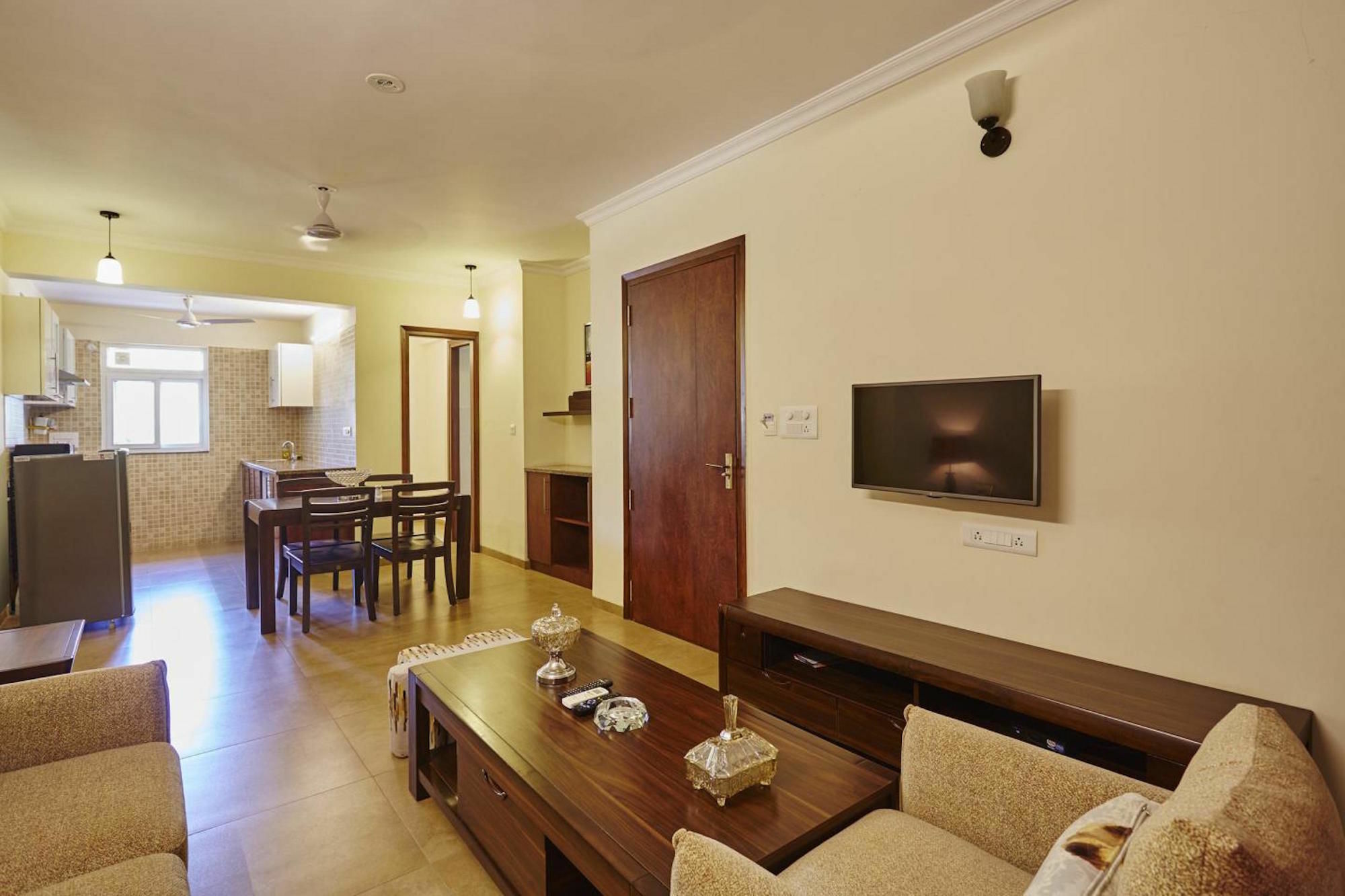 Veera Strand Park Serviced Apartments Калангут Экстерьер фото