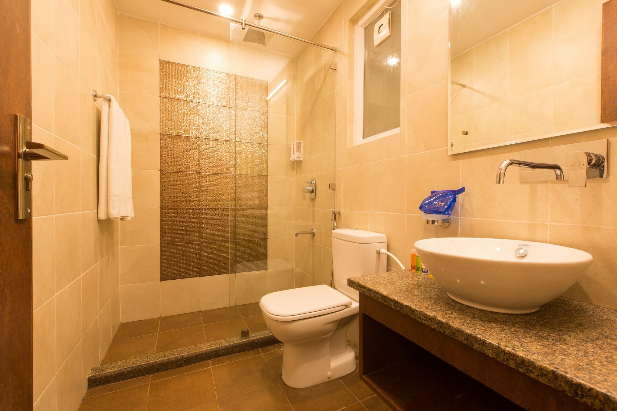 Veera Strand Park Serviced Apartments Калангут Экстерьер фото
