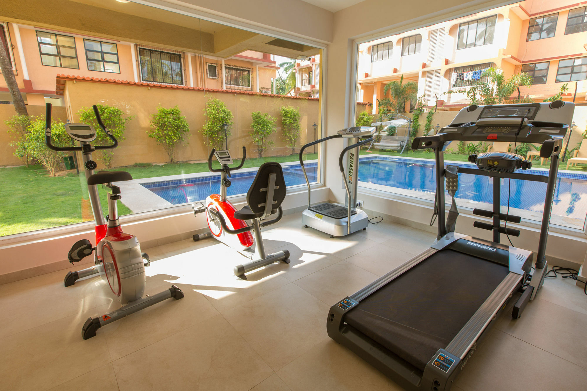 Veera Strand Park Serviced Apartments Калангут Экстерьер фото